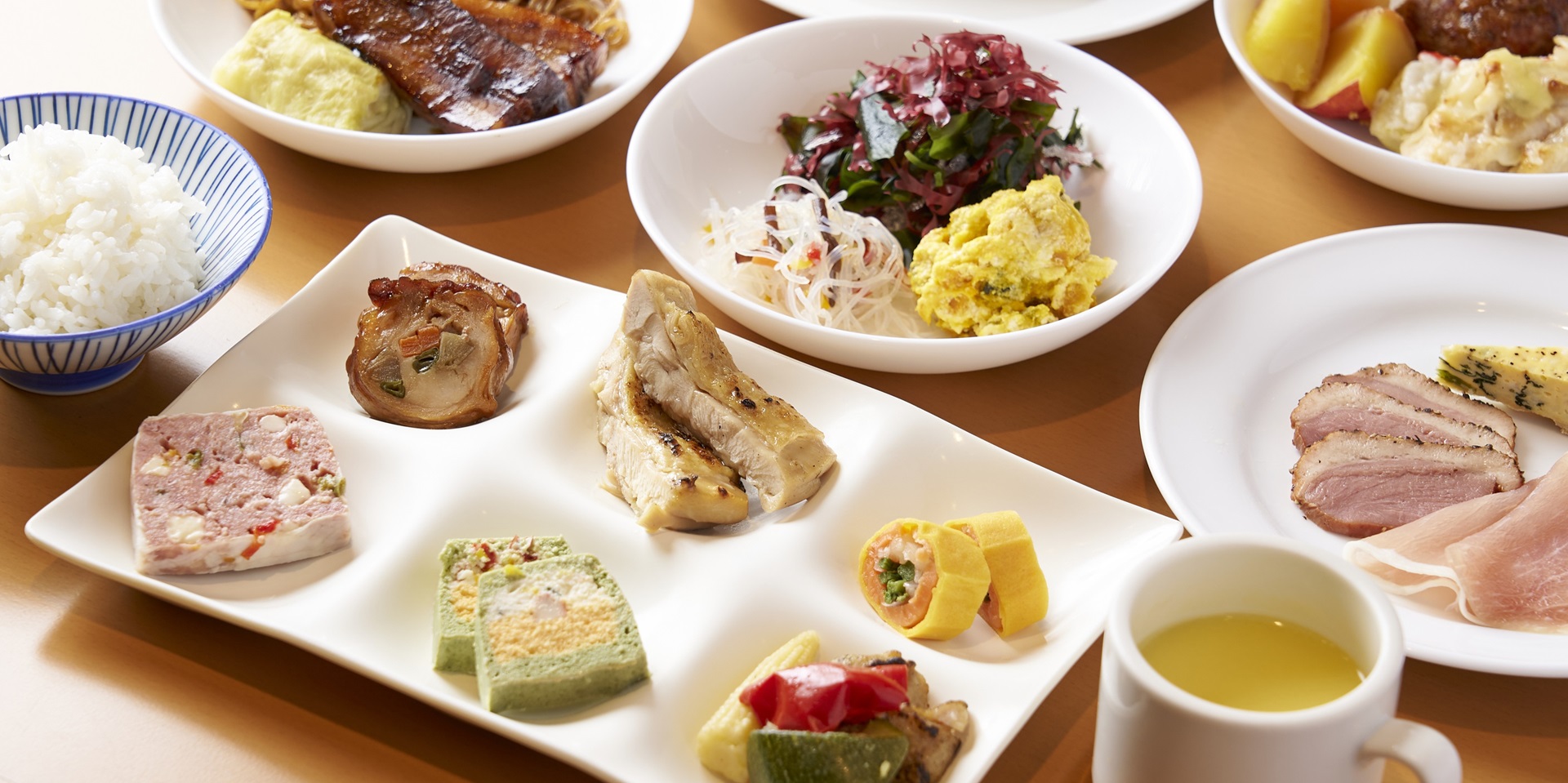 お客様のご利用目的に合わせて、おもてなしの心でお迎えいたします。